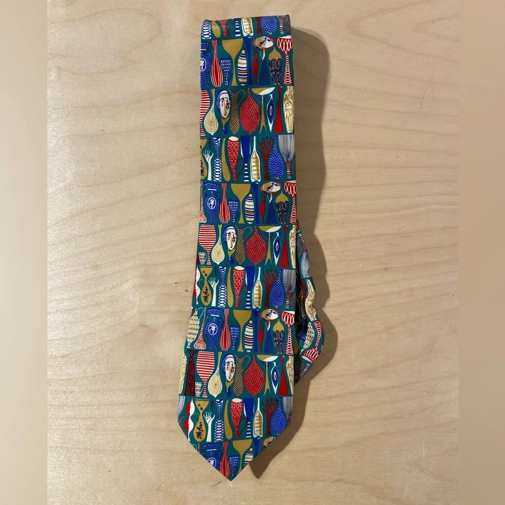 Charleston Tie Rack elevate your